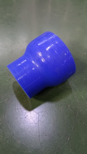 Муфта интеркулера Валдай Камминз (50*70)