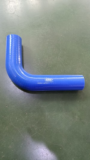 Патрубок радиатора Газель 4216 верхний (силикон)