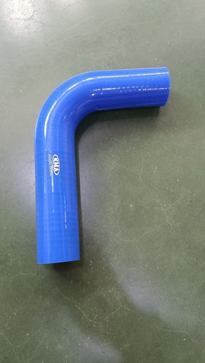 Патрубок радиатора Газель 4216 верхний (силикон)