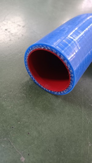 Патрубок радиатора Газель 4216 Евро-3 верхний (силикон)